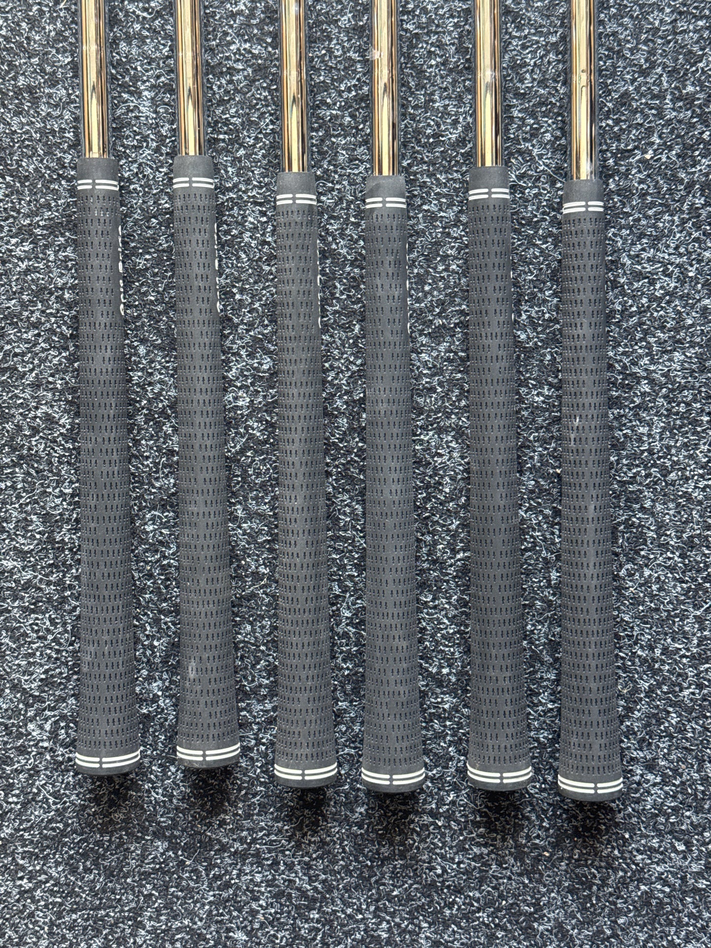 Titleist 712 MB Forged 5–PW Iron Set (Stiff)