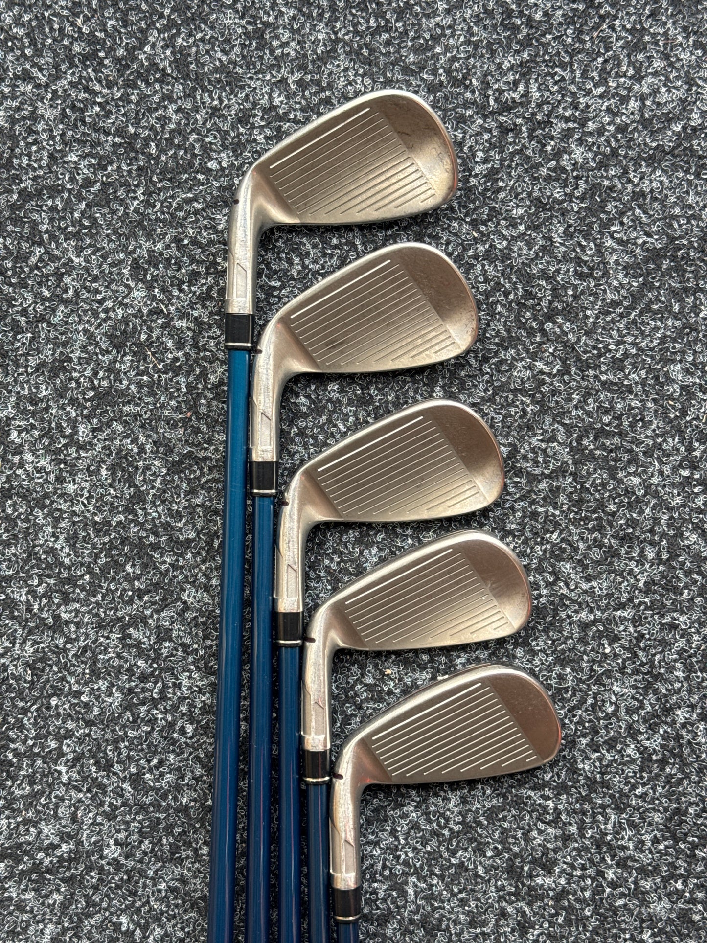 Taylormade SIM2 MAX #6-#9 PW Iron Set (Regular)