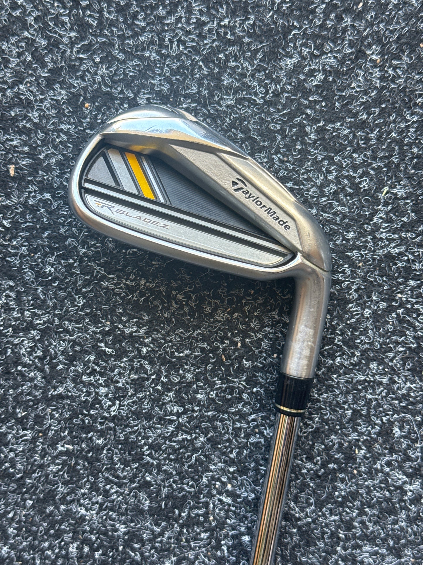 TaylorMade RBladez 5–PW Iron Set (Stiff)
