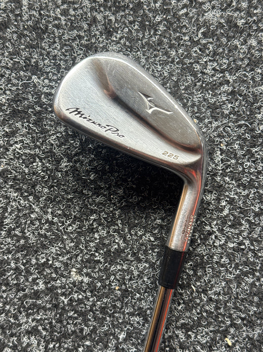Mizuno PRO225 5-PW Iron Set (Stiff)