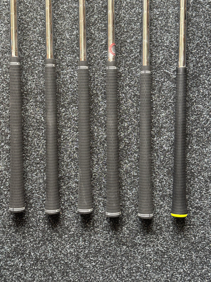 TaylorMade M2 5–PW Iron Set (Stiff)