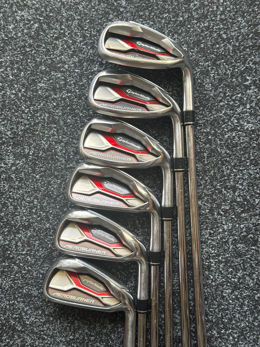 TaylorMade R9 SuperMax 5–PW Iron Set (Stiff)