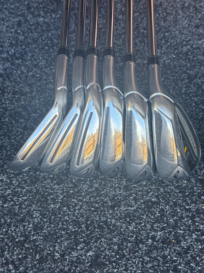 TaylorMade RBladez 5–PW Iron Set (Stiff)