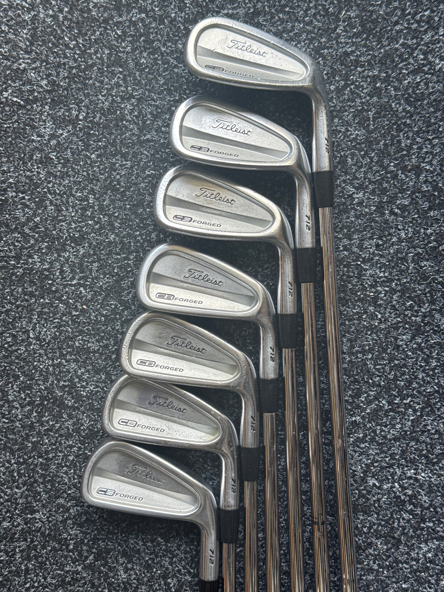 Titleist 712 CB Forged 5–PW Iron Set (Stiff)