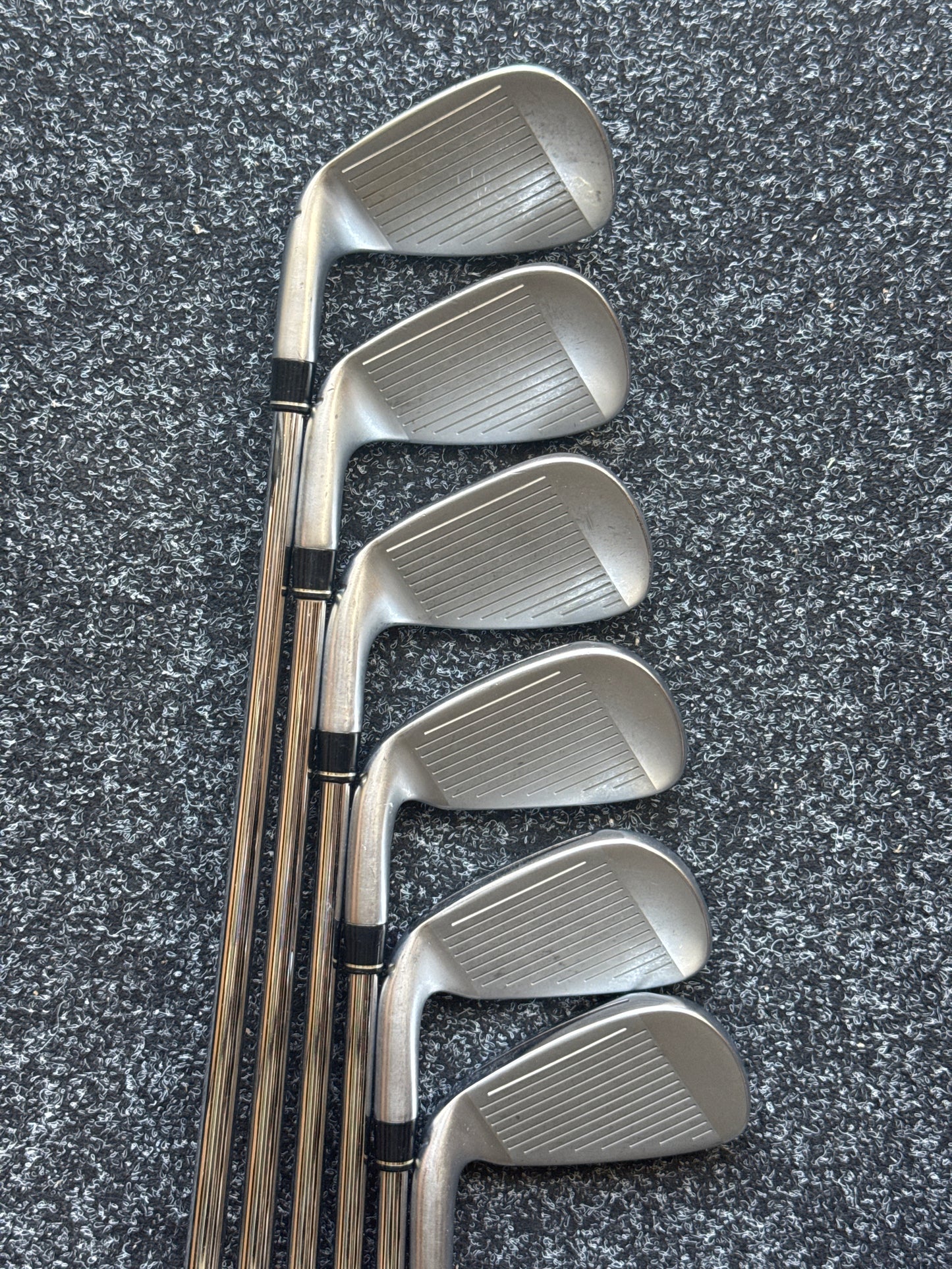 TaylorMade RBladez 5–PW Iron Set (Stiff)