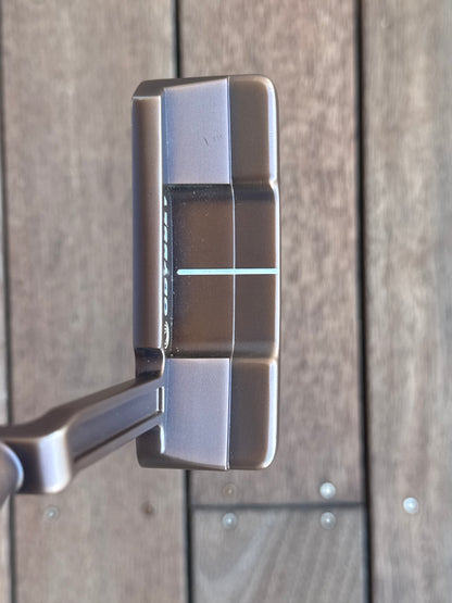 Odyssey Giraffe Beam 34 Putter