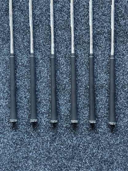 Titleist CB718 5-PW Iron Set (Stiff)