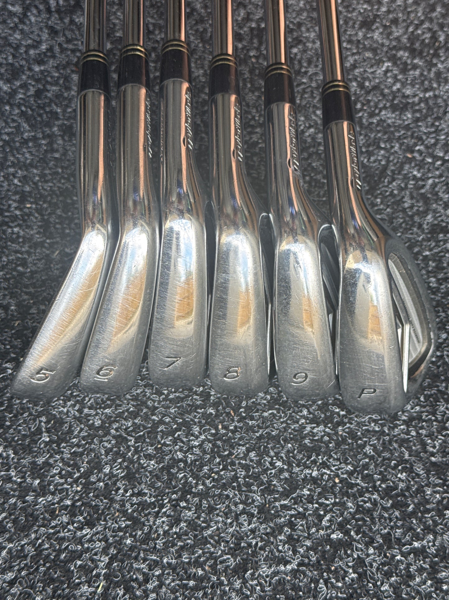 TaylorMade R9 5–PW Iron Set (Stiff)