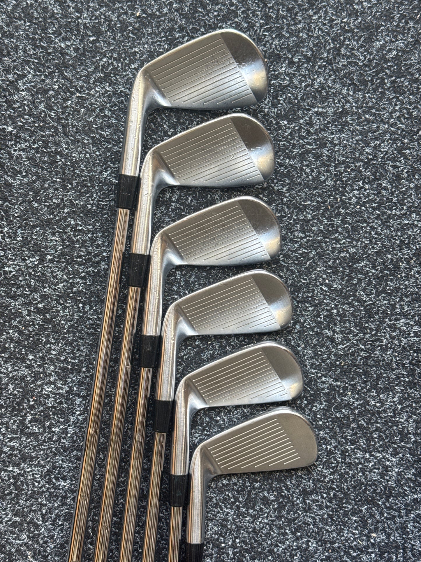 Titleist 712 MB Forged 5–PW Iron Set (Stiff)