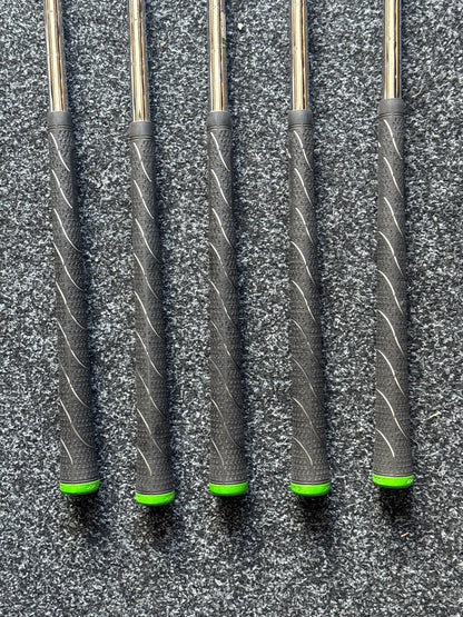 Complete Callaway Golf Set  EPIC SPEED Driver, MAVRIK Wood, EPIC STAR Irons, JAWS Wedges & Odyssey Putter (Stiff)