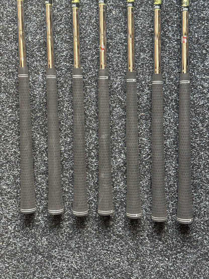 Titleist 712 CB Forged 5–PW Iron Set (Stiff)