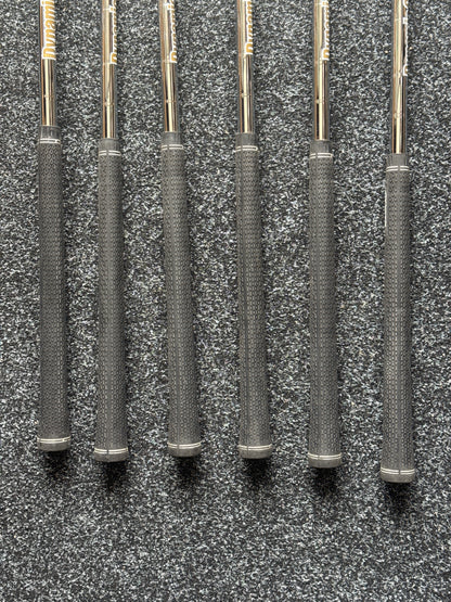 Titleist AP2 5–PW Iron Set (Stiff)